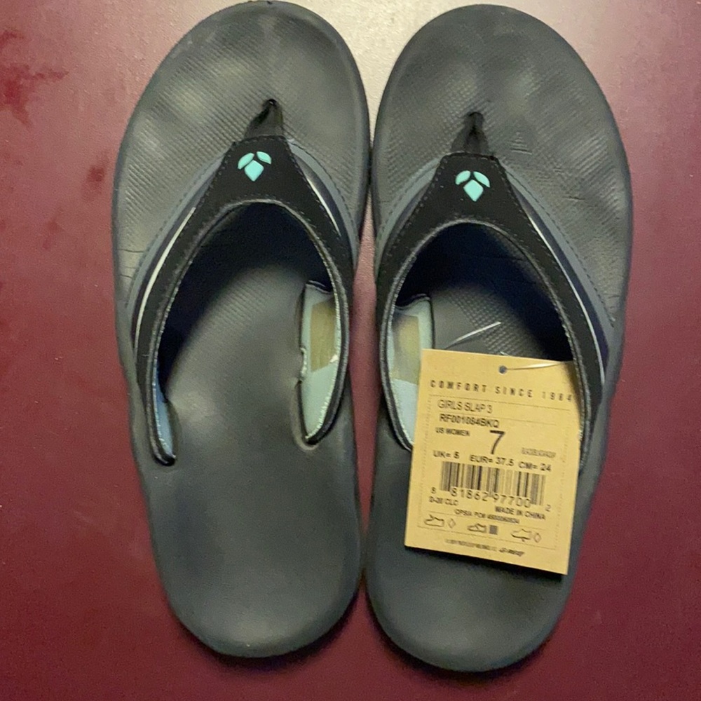 REEF Slap Women's Beach Flip Flop, Arch Support, Durable Outsole, Water Friendly